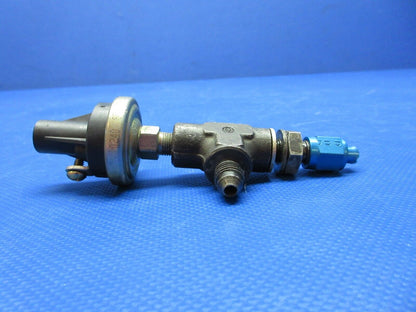 Piper PA-34-200T Seneca II Hour Meter Switch P/N 587-990 TESTED (0524-1533)