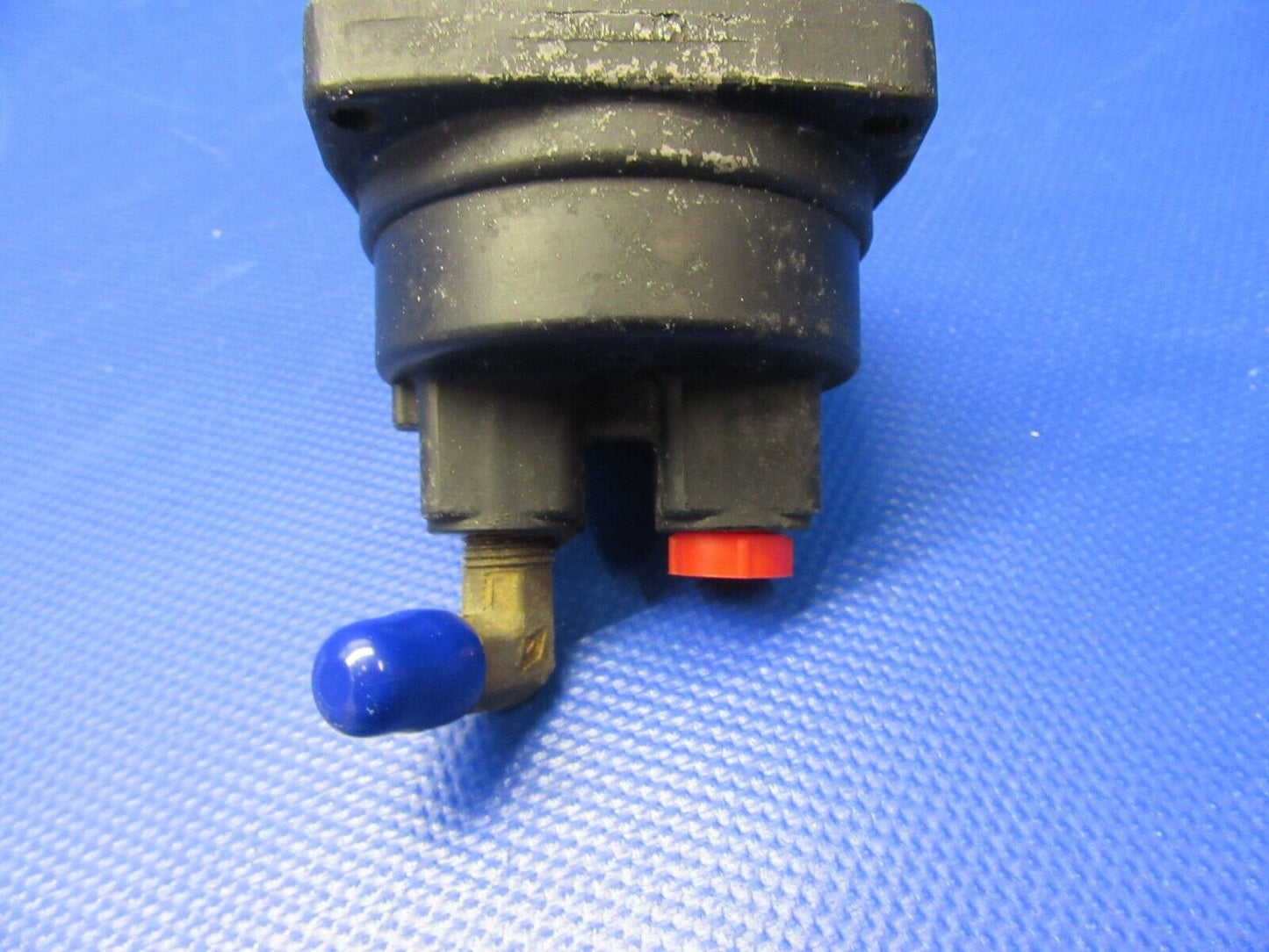 Beech A23A Musketeer Suction Gauge P/N 50-384042-1, SP-357H-BEC (0521-422)