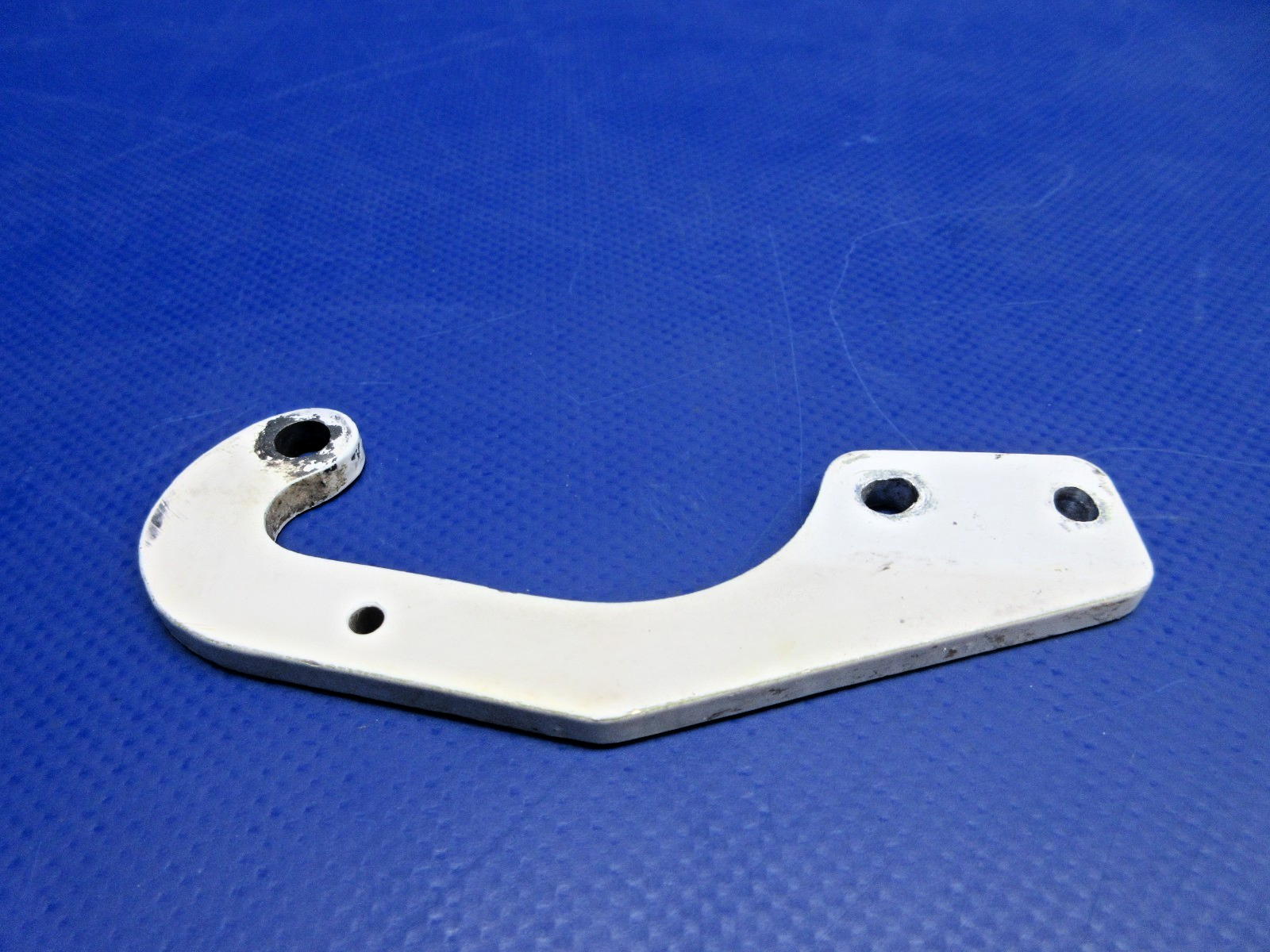 Beech Nose Gear Door Hinge FWD & AFT P/N 95-410031-17 SET OF 2 (0326-823)6