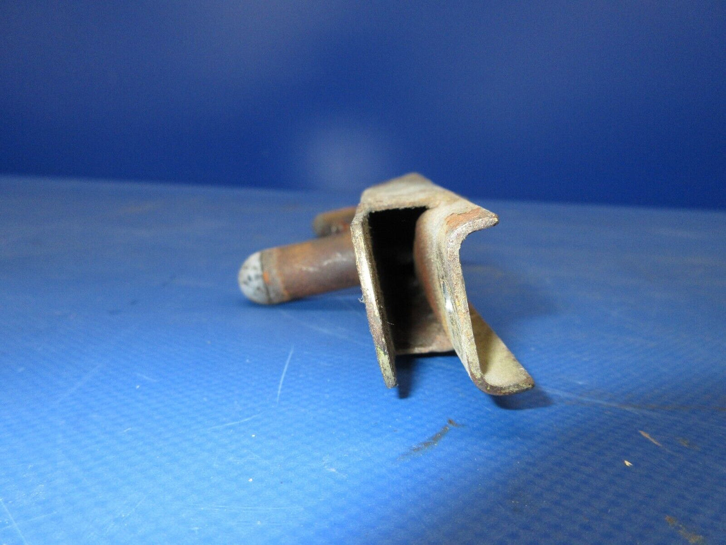 Piper PA-23-250 Aztec Nose Gear Steering Arm Assy P/N 17310-00 (0624-781)