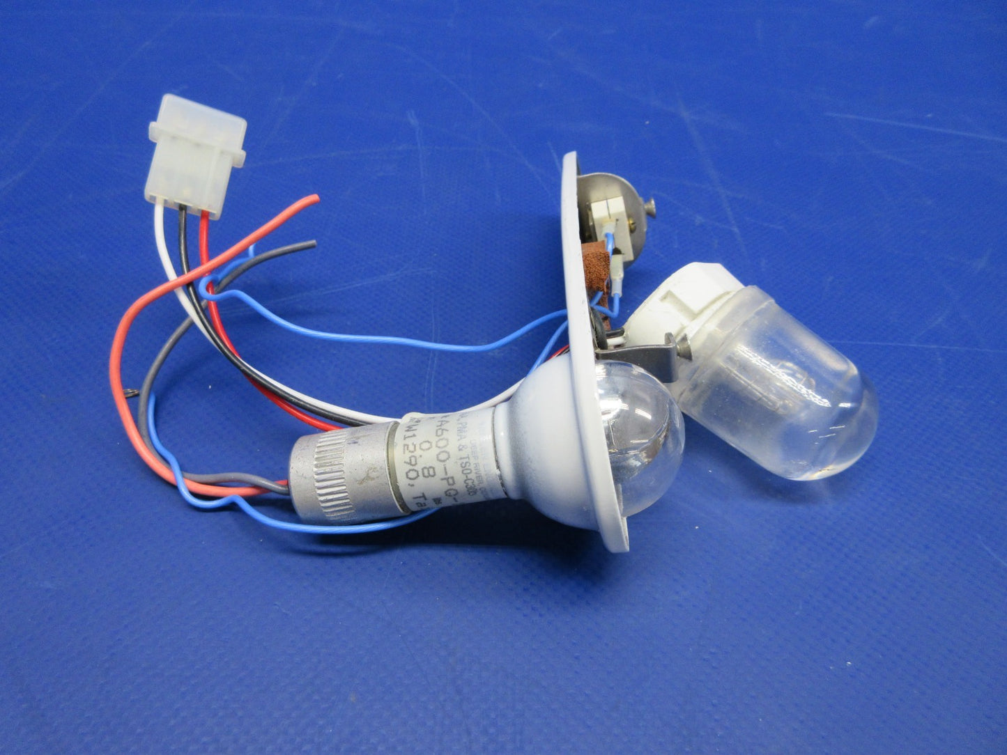 Whelen Wing Tip Strobe Light P/N A600-PG-14-D (0426-835)7