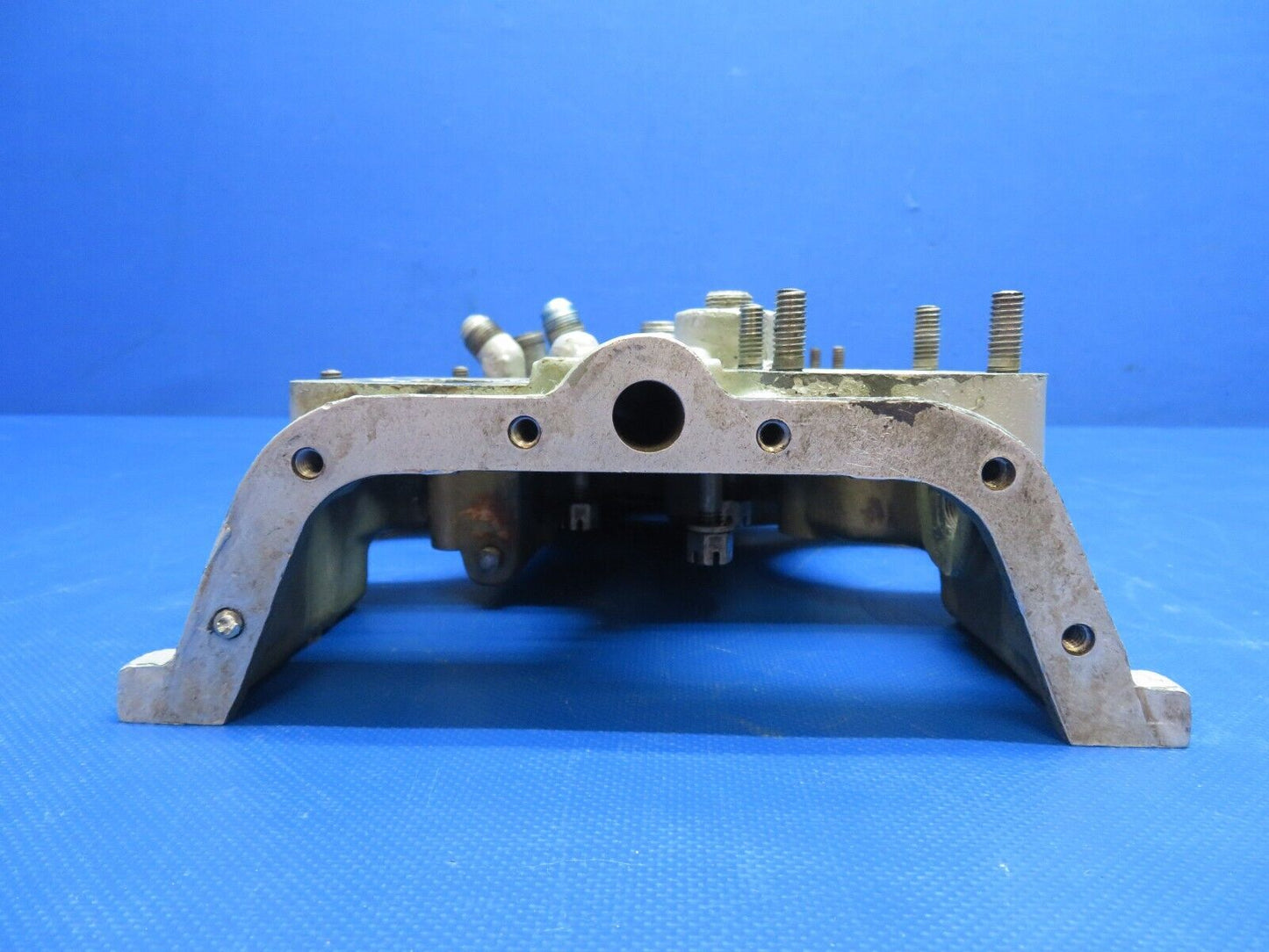 Lycoming IO-360 / IO-360-A1B6 Accessory Housing Assy P/N 21A21533-04 (0724-2002)