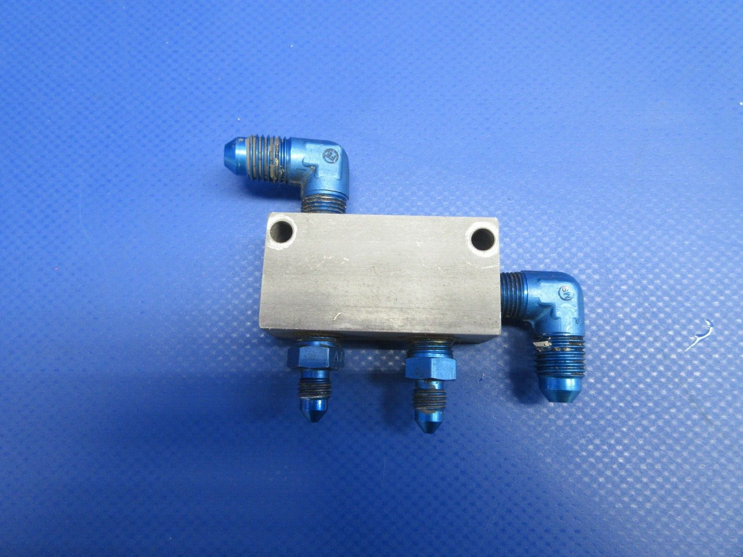 Beech 19A Musketeer Distribution Block P/N 169-580001-105 (0424-1306)