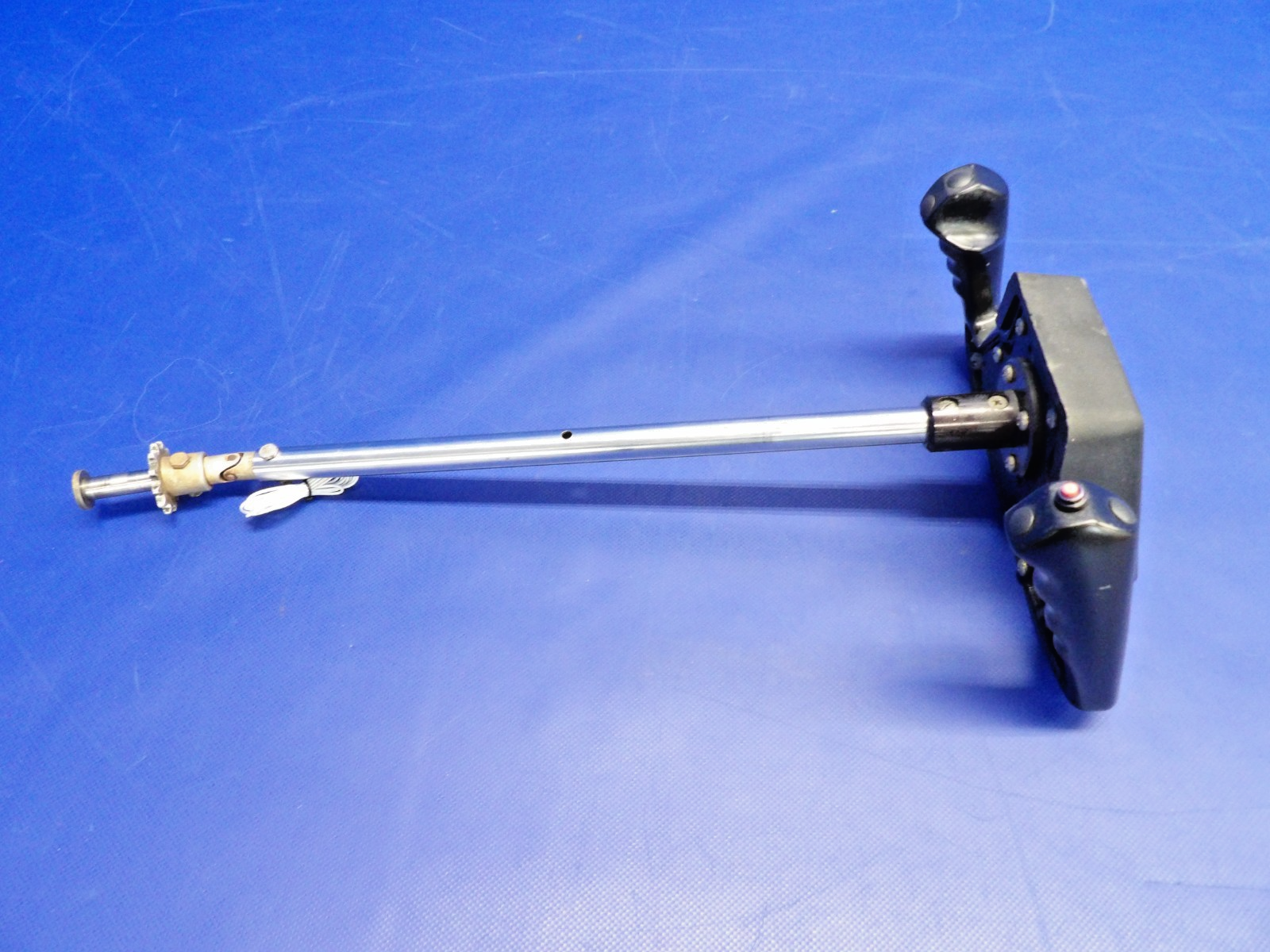 Cessna 172 / 172G Pilot Control Wheel / Yoke P/N 0760019-1 (0326-1266)4