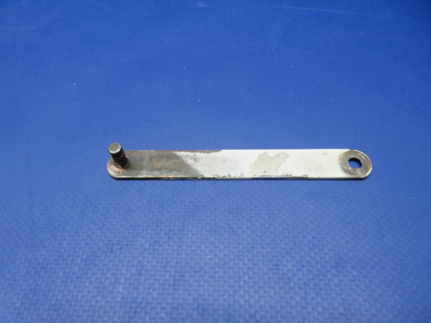 Cessna 337 / 337D Skymaster Cabin Door Window Arm P/N 0711021-4 (0326-139)3