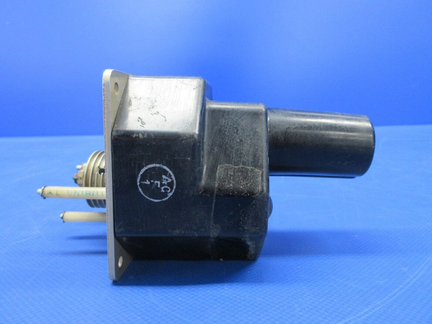 Edo-Aire Mitchell Roll Servo P/N 1C363-1-362R CORE (0424-1156)