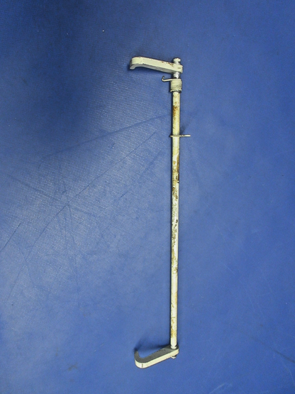 Cessna 172 Seat Recline Torque Tube P/N 1414223-34 (0926-898)1