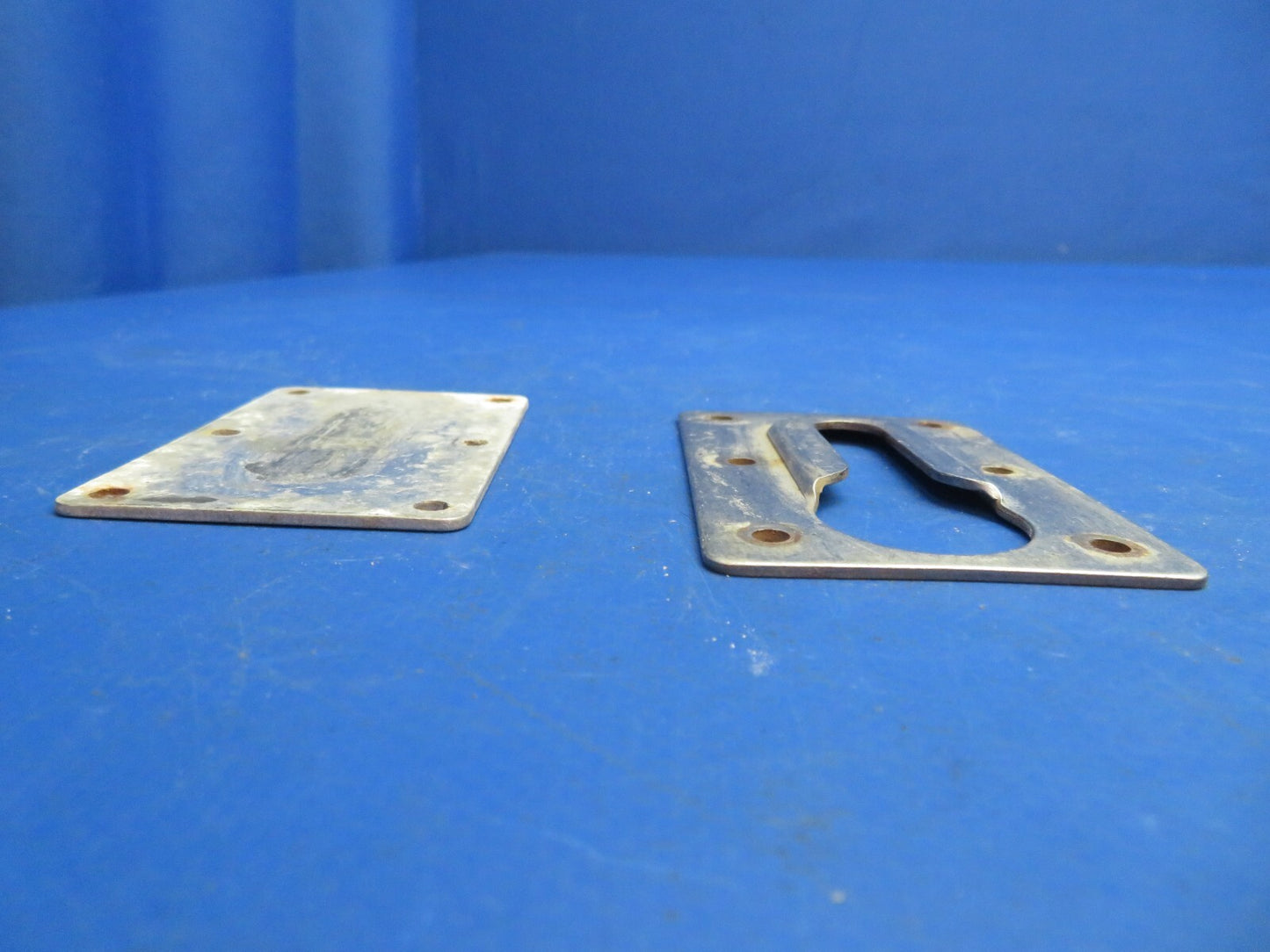 Piper PA-28-201T Dakota Plate Seat Attachment P/N 99140-03 LOT (1222-669)4