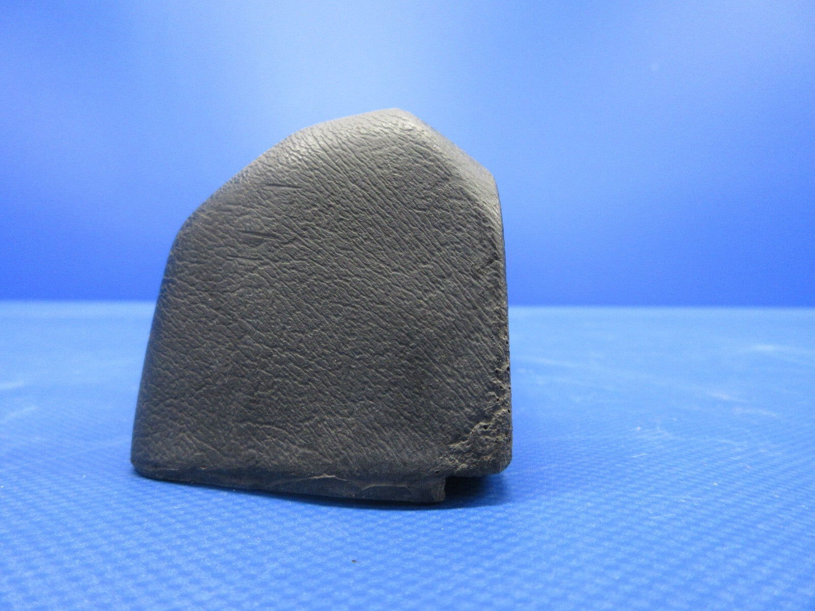 Cessna 172 Rear Armrest LH P/N 0514079-1 (0324-1102)3