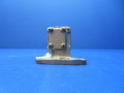 Continental O-470-U Cover Oil Pump Tach Drive Housing P/N 538579 (0324-173)