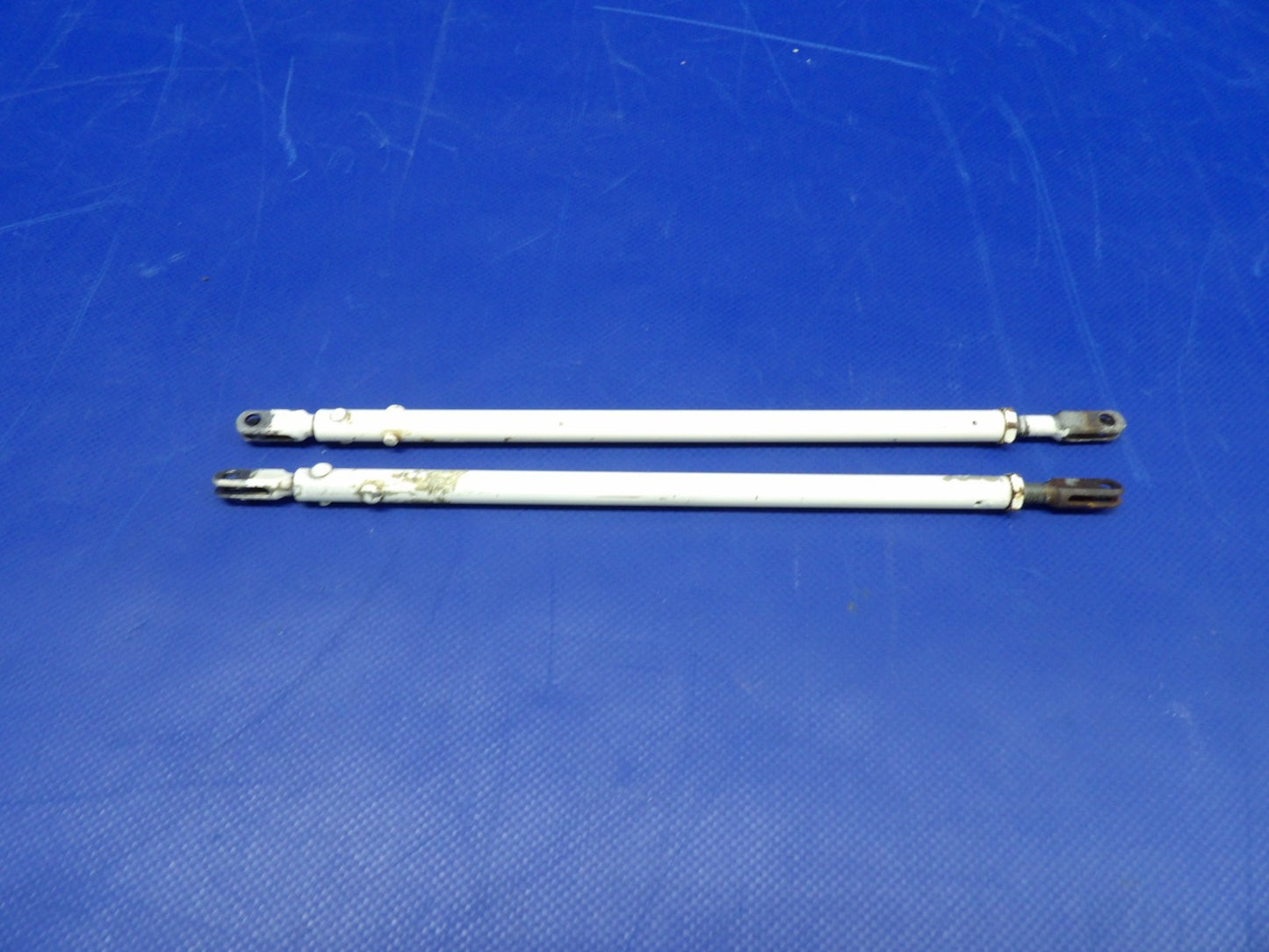 Beech D95A Elevator Trim Tab Actuator Tube P/N 45-526009-1 LOT OF 2 (0326-401)0
