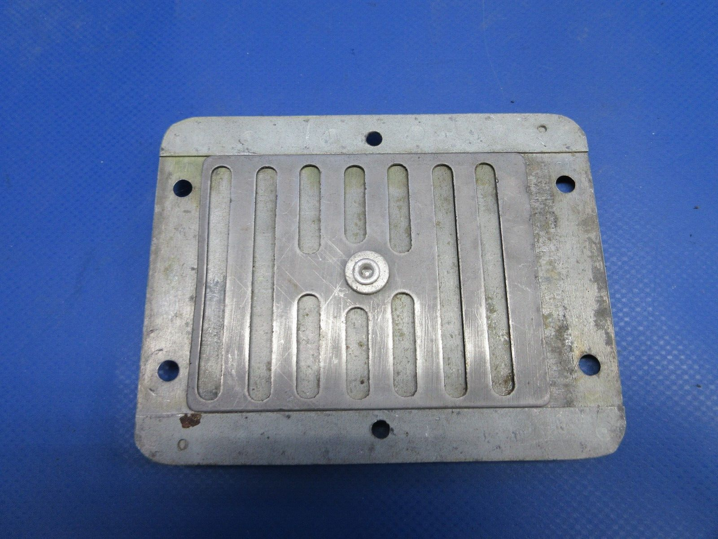 Piper PA-23 Floor Vent P/N 18798-00 LOT OF 2 (0624-816)