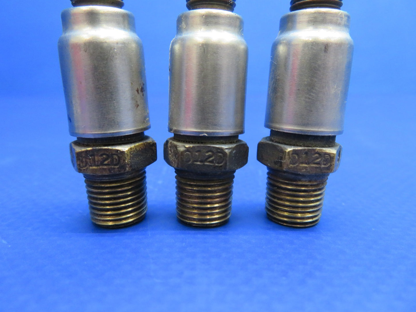 Continental IO-470 Fuel Injector Nozzles PN D12D, 627335D12 SET OF 6 (0326-1742)7