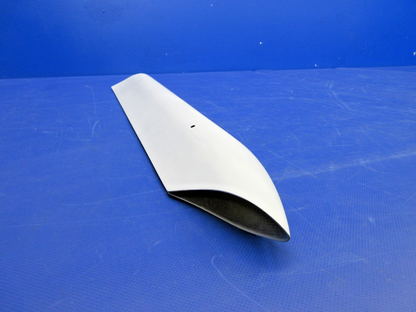 Cirrus SR20 / SR22 Nose Gear Strut Fairing P/N 17472-001 NOS (0326-954)11