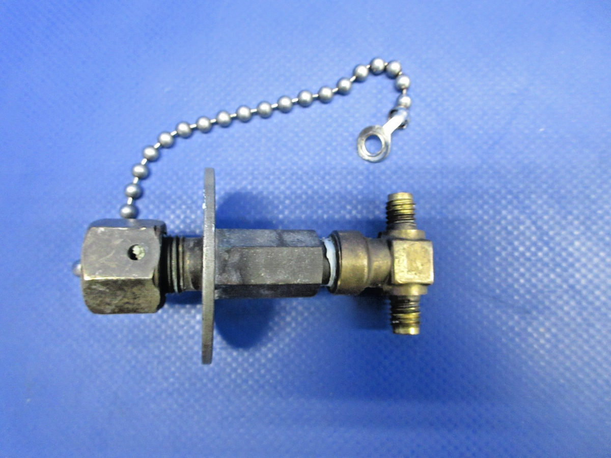 Piper PA-31T1 Cheyenne Scott Oxygen Charging Valve P/N 26875-22 (0626-817)6