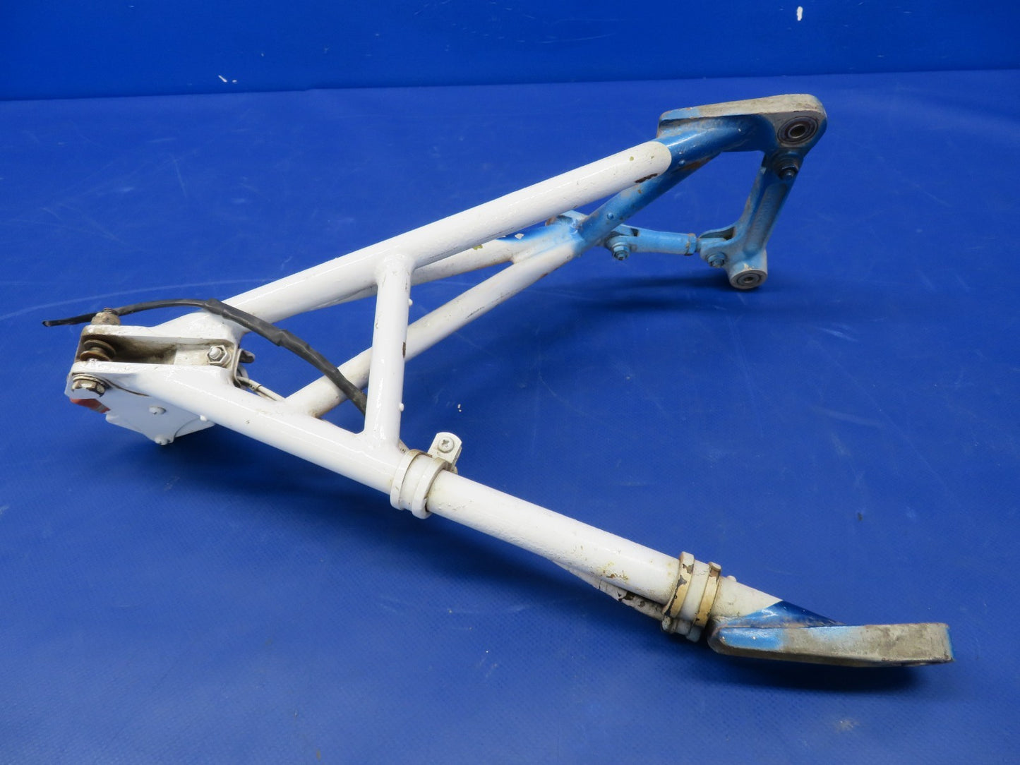 Cessna 421 Nose Gear Retraction Drag Brace Truss P/N 5042002-1 (0726-434)6