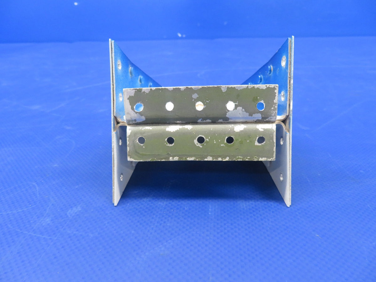 Cessna 421 Vertical Stabilizer Top Hinge P/N 5131011-1 (0726-406)6