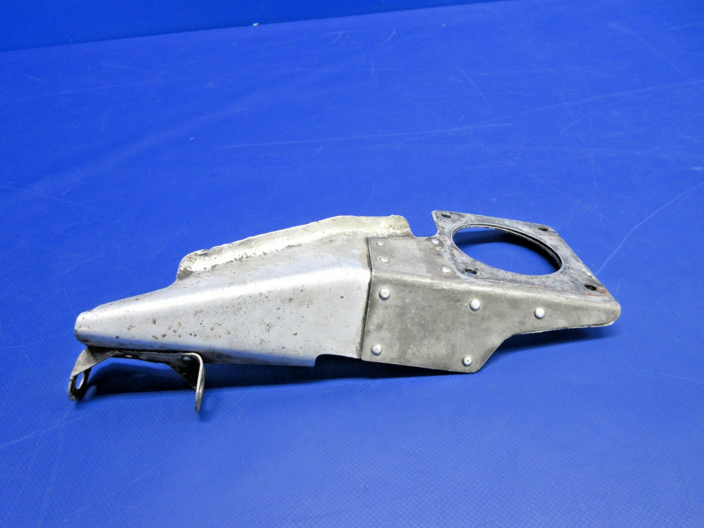 Cessna 310 / 310I Engine Control Bracket P/N 0850449-4 (0326-936)4