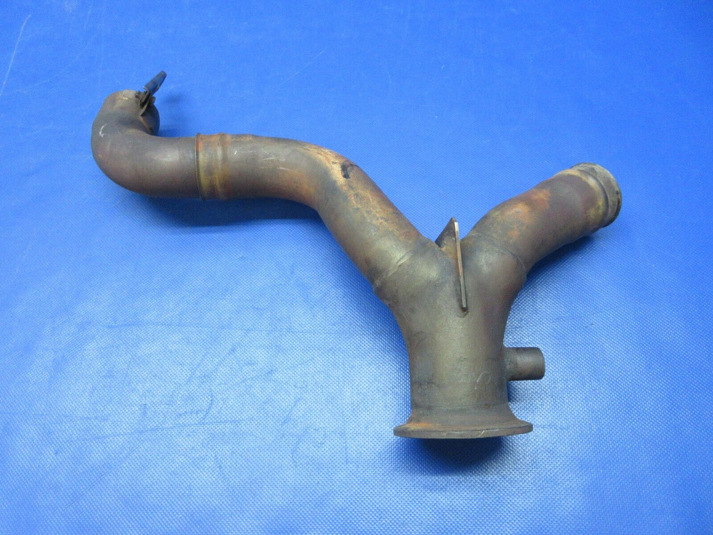 Piper PA-34-200T Seneca II Engine Exhaust Y LH Engine P/N 640964-109 (1024-1335)