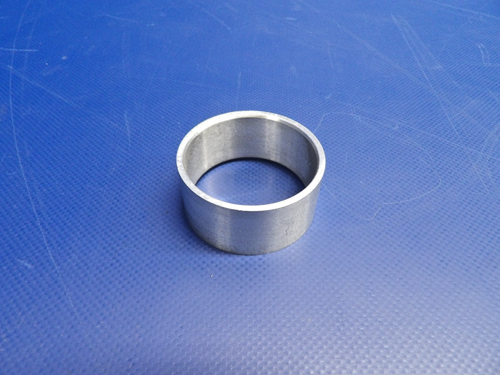 Cessna Nose Gear Strut Bearing P/N 1243021-1 NOS (0426-1204)5