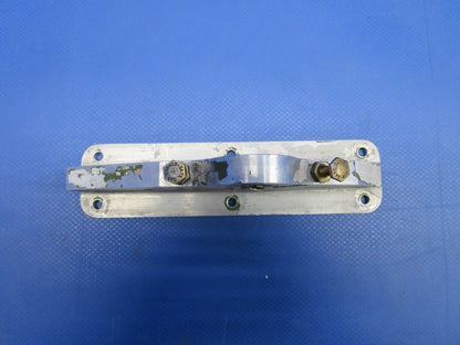 Piper PA-34-200T Seneca II Stabilator Attachment Fitting 95980-00 (0524-1218)