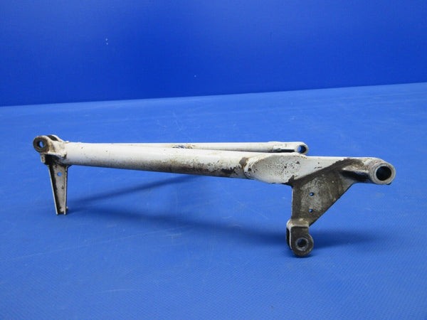 Beech 95 / D95A Travel Air Nose Gear Retract Brace Assy 95-824018 (0524-1165)