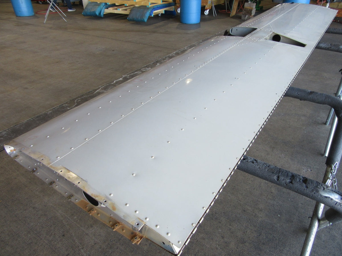Beech 23 / C23 Stabilator w/o Tab P/N 169-620001-661, 169-620001-601 (0926-04)7