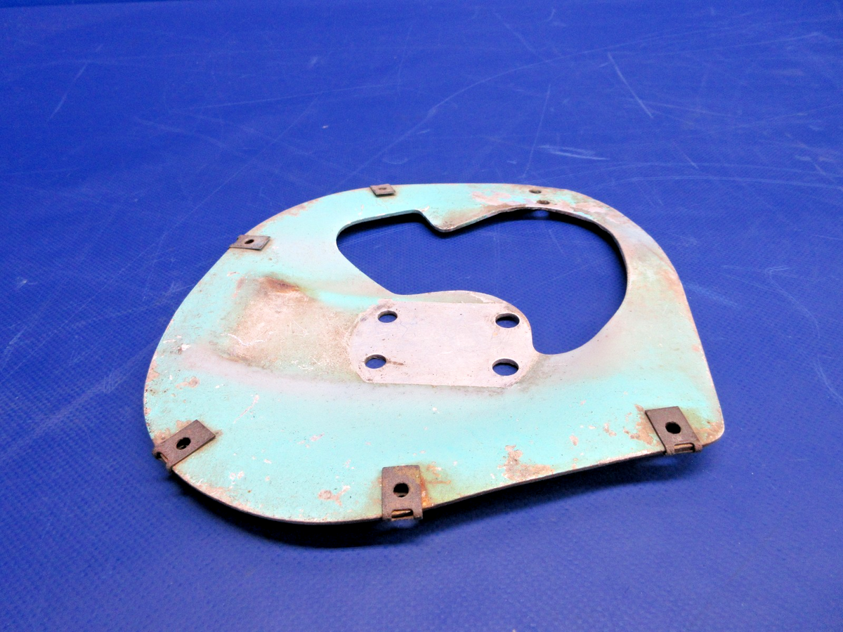 Cessna RH Wheel Pant Fairing Bracket P/N 0441143-24 (0826-739)4