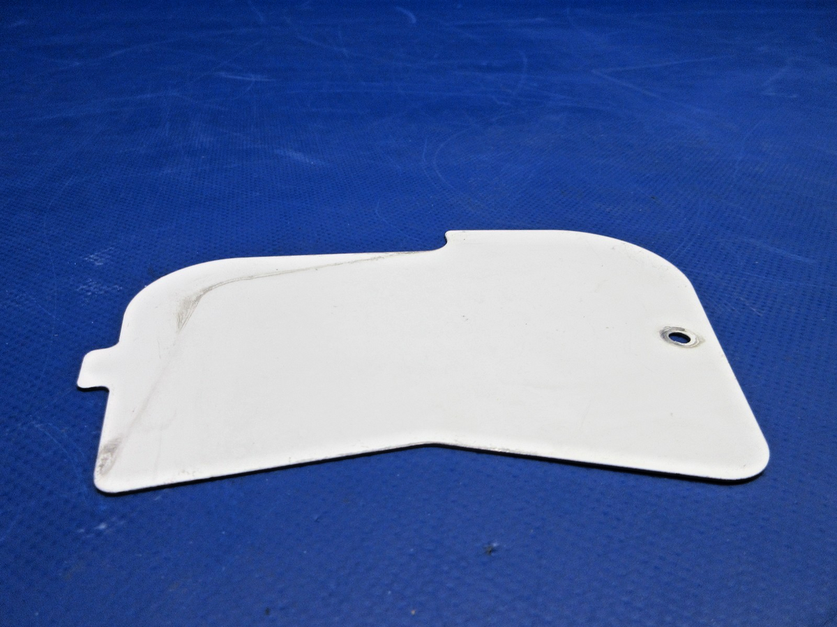 Cirrus SR22 Tail Access Panels LH & RH P/N 20319-001 (0926-781)3
