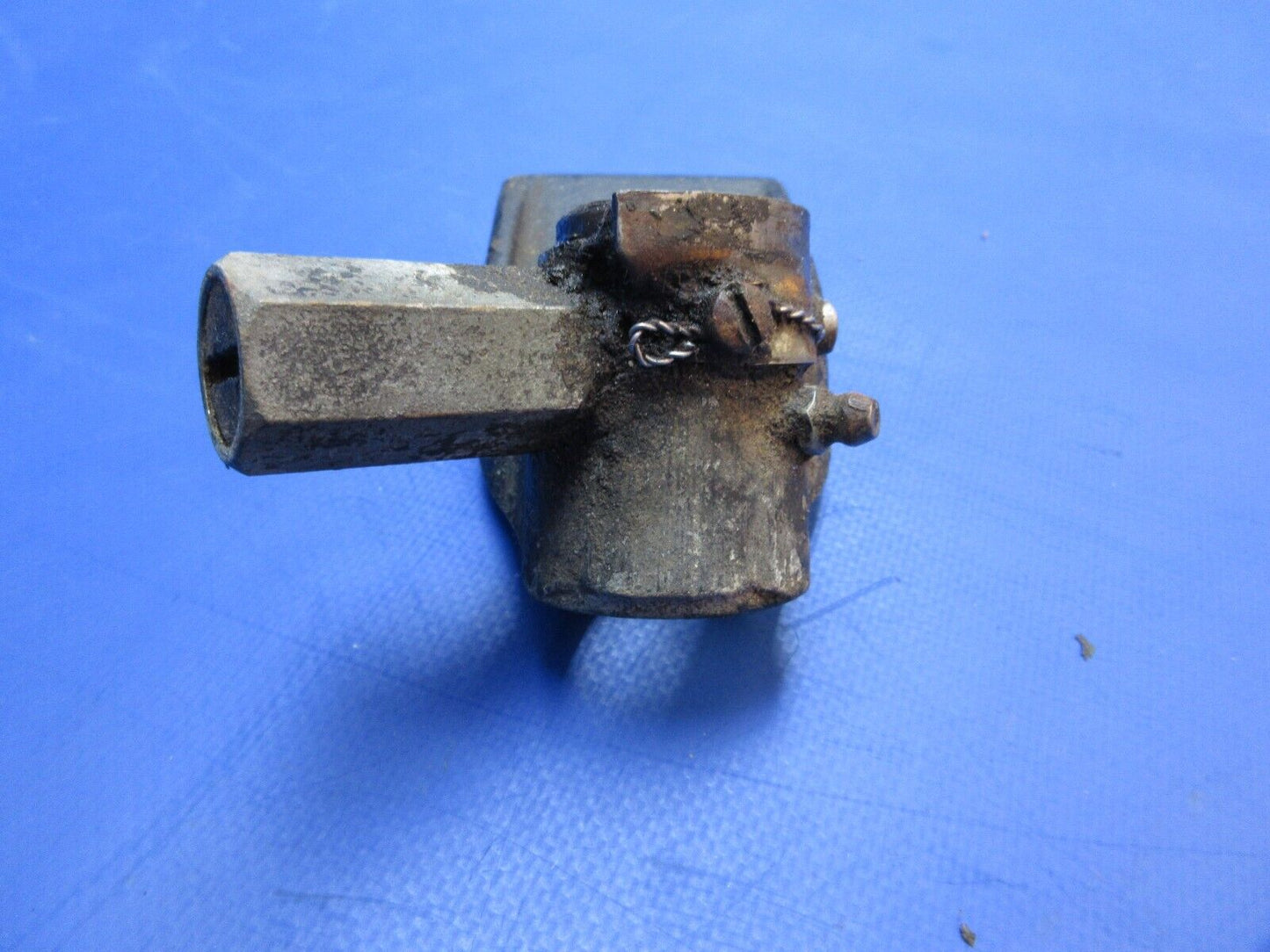 Stinson 108-1 Maule 8" Tail Wheel Pneumatic 3/4" Fork Shaft TW-100 (1023-798)