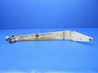 Piper PA-38 Tomahawk LH Main Gear Leg w/ Axle P/N 77787-300 (0724-1263)