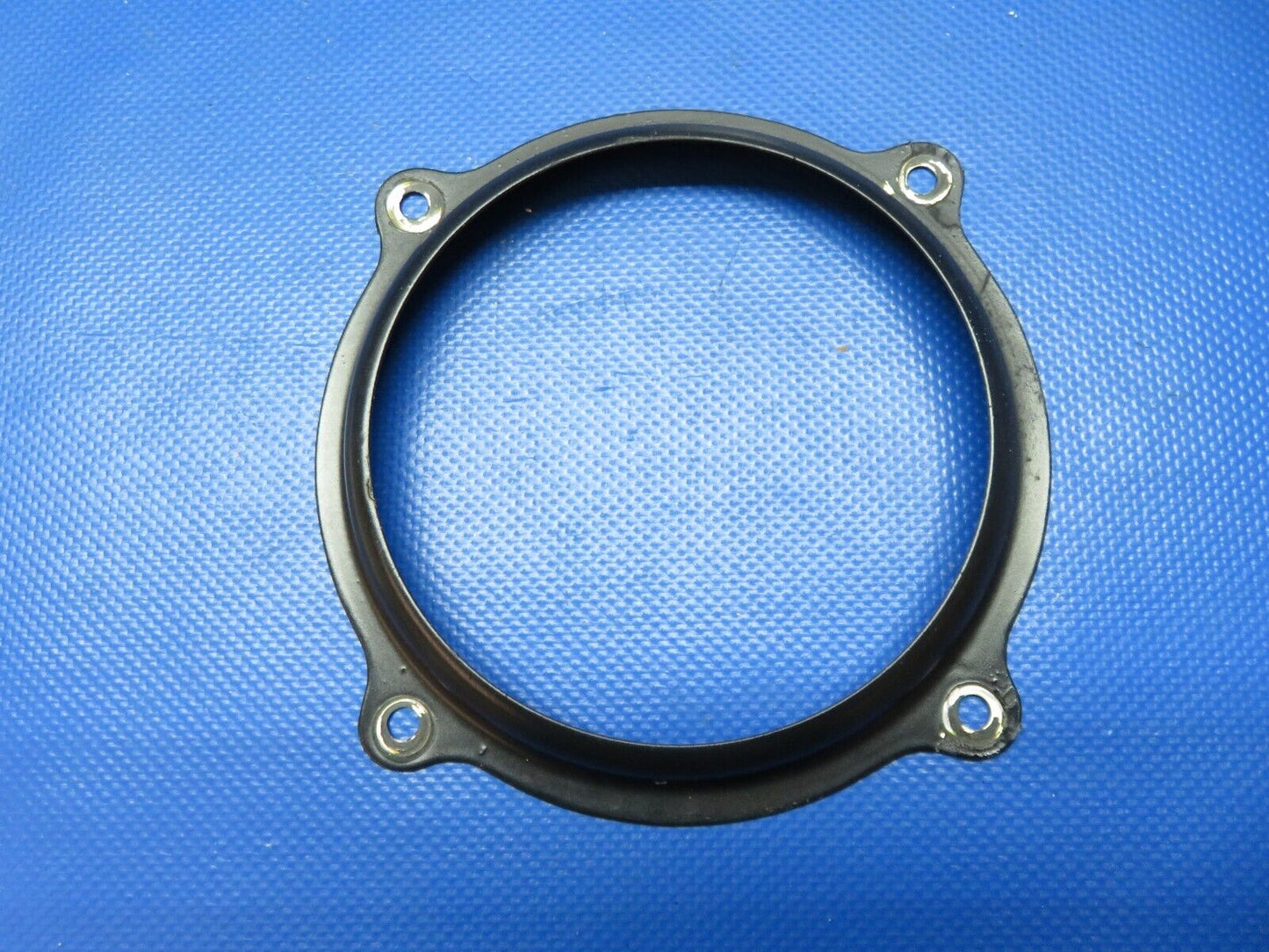 Beech C24R Landing Light Bulb & Retaining Ring P/N 169-110000-235 (0524-1563)