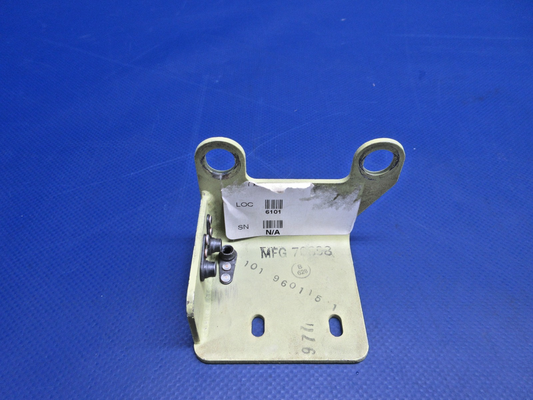 Beech King Air Propeller De-Ice Shim Bracket P/N 101-960115-1 NOS (0426-844)0