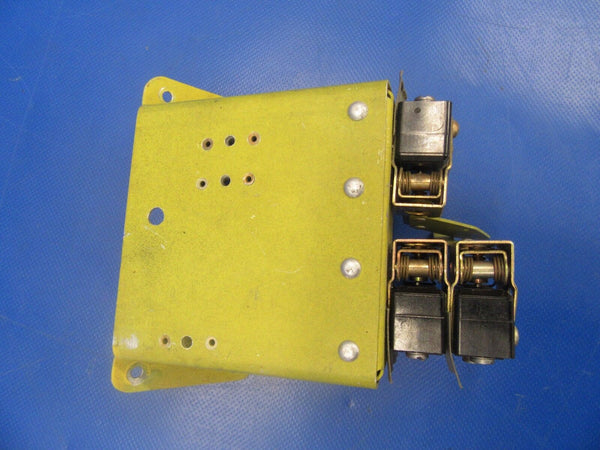 Beech Baron 58P Landing Gear Limit Switch Assy P/N 002-364013-27 (0218-259)