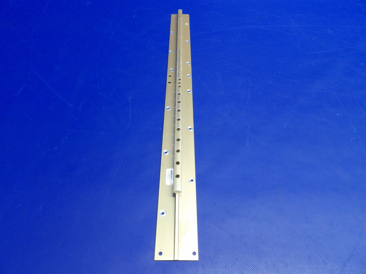Cessna 172RG McFarlane RH INBD/LH OTBD Seat Rail P/N MC2414002-2 (0626-1491)4