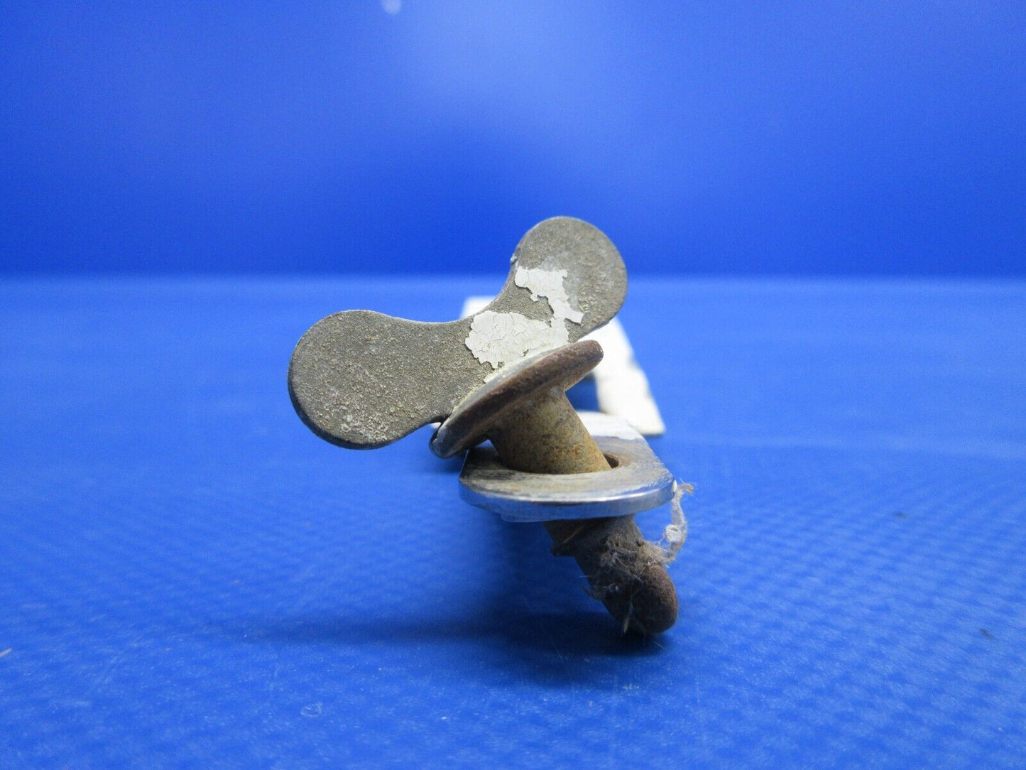 Piper PA38-112 Tomahawk Cowl Latch Assembly P/N 77712-02 (0324-1220)