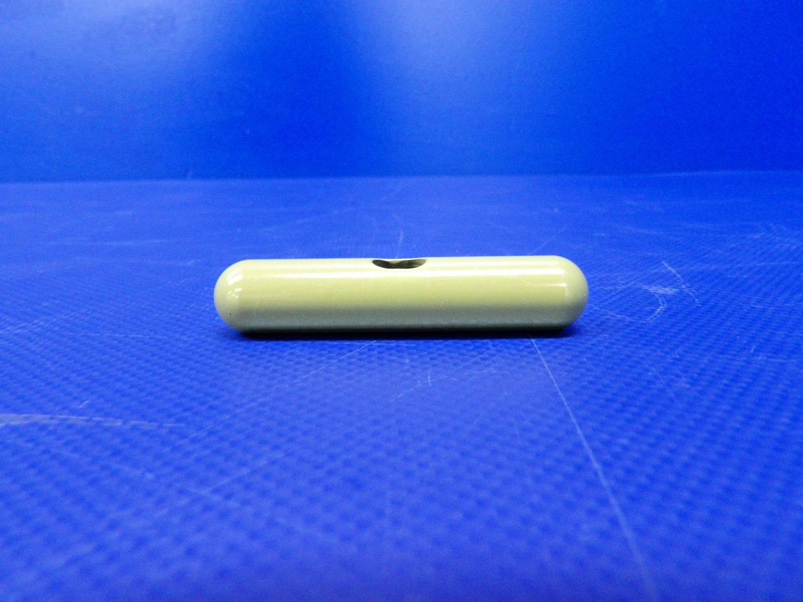 Beech King Air Cabin Chair Knob P/N 101-531442-1 NOS (0426-1285)8