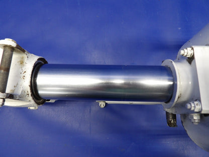 Cessna 310 / 310I Nose Landing Gear P/N 0842000-77 FOR PARTS (0326-2006)15