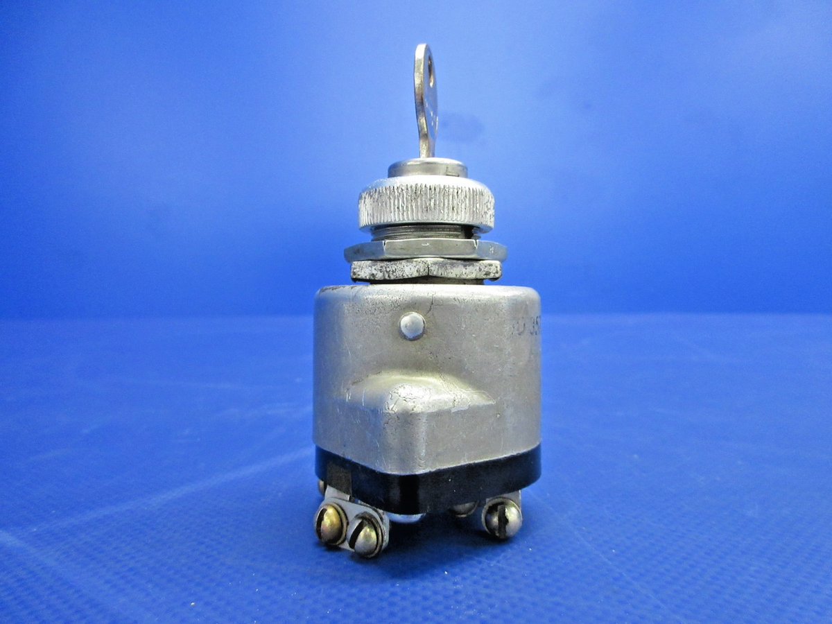 Mooney M20E Bendix Ignition Switch w/Key P/N 10-357210-1A (0626-708)3