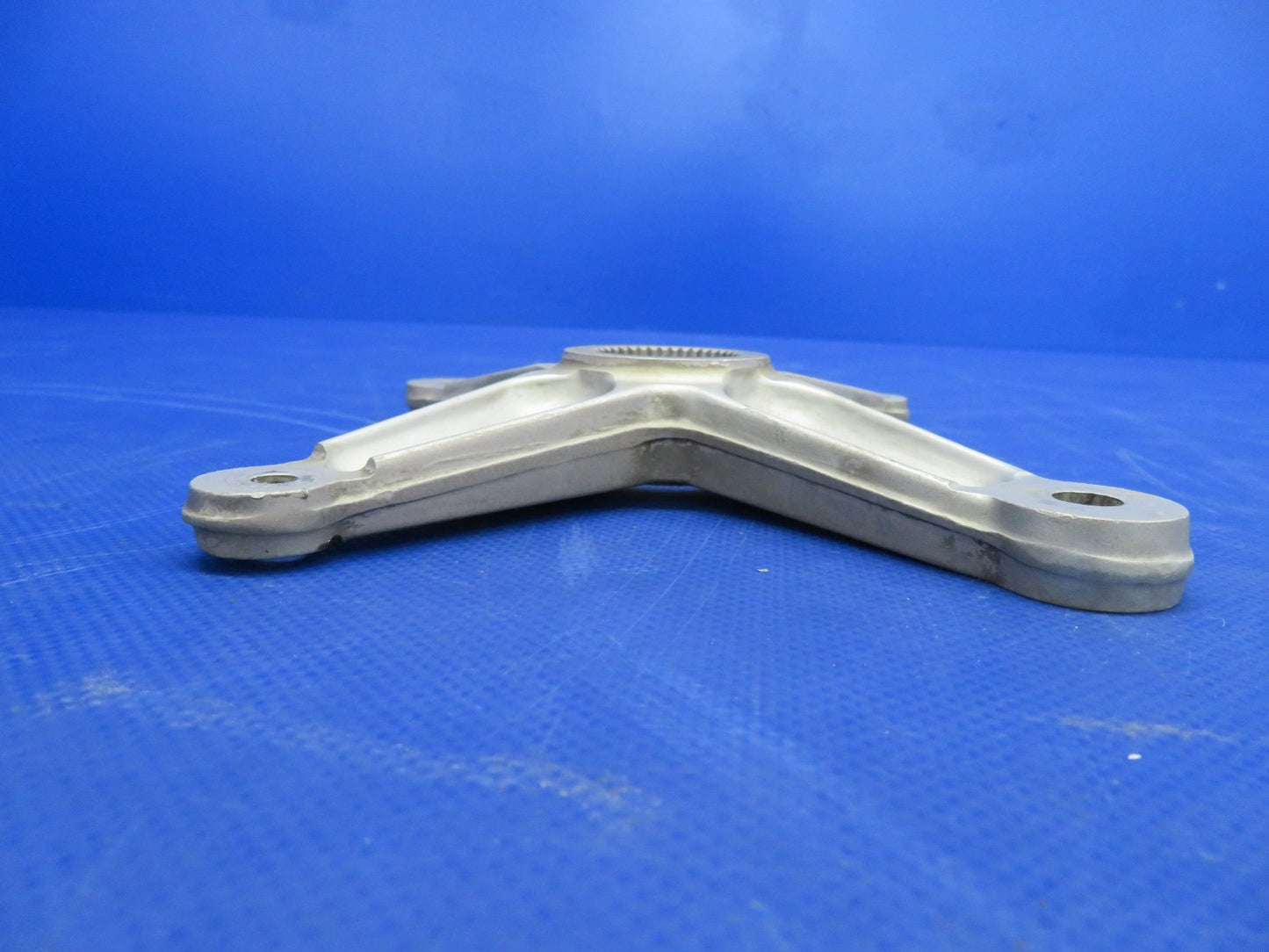 Beech F35 Bonanza Landing Gear Actuator Retract Arm P/N 45-810090 (0726-468)6