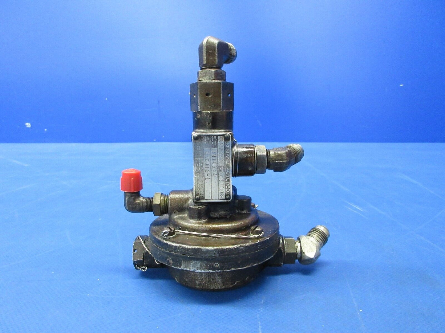Garrett AiResearch Turbo Oil Controller P/N LW-10644 (0824-1241)