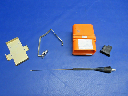 Piper PA-28-235 Cherokee Ameri-King ELT AK-450 P/N 450001 TESTED (0926-910)1