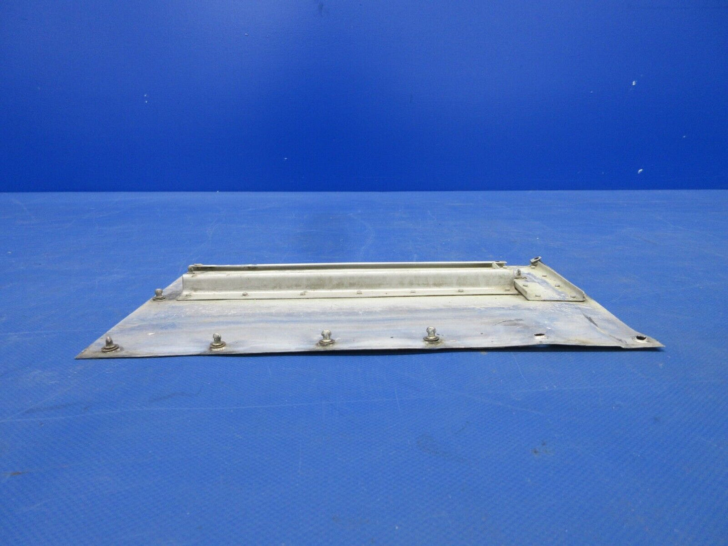 Cessna P337H Removable Flap Gap Panel Assy LH & RH P/N 1522020-5 (0724-1362)