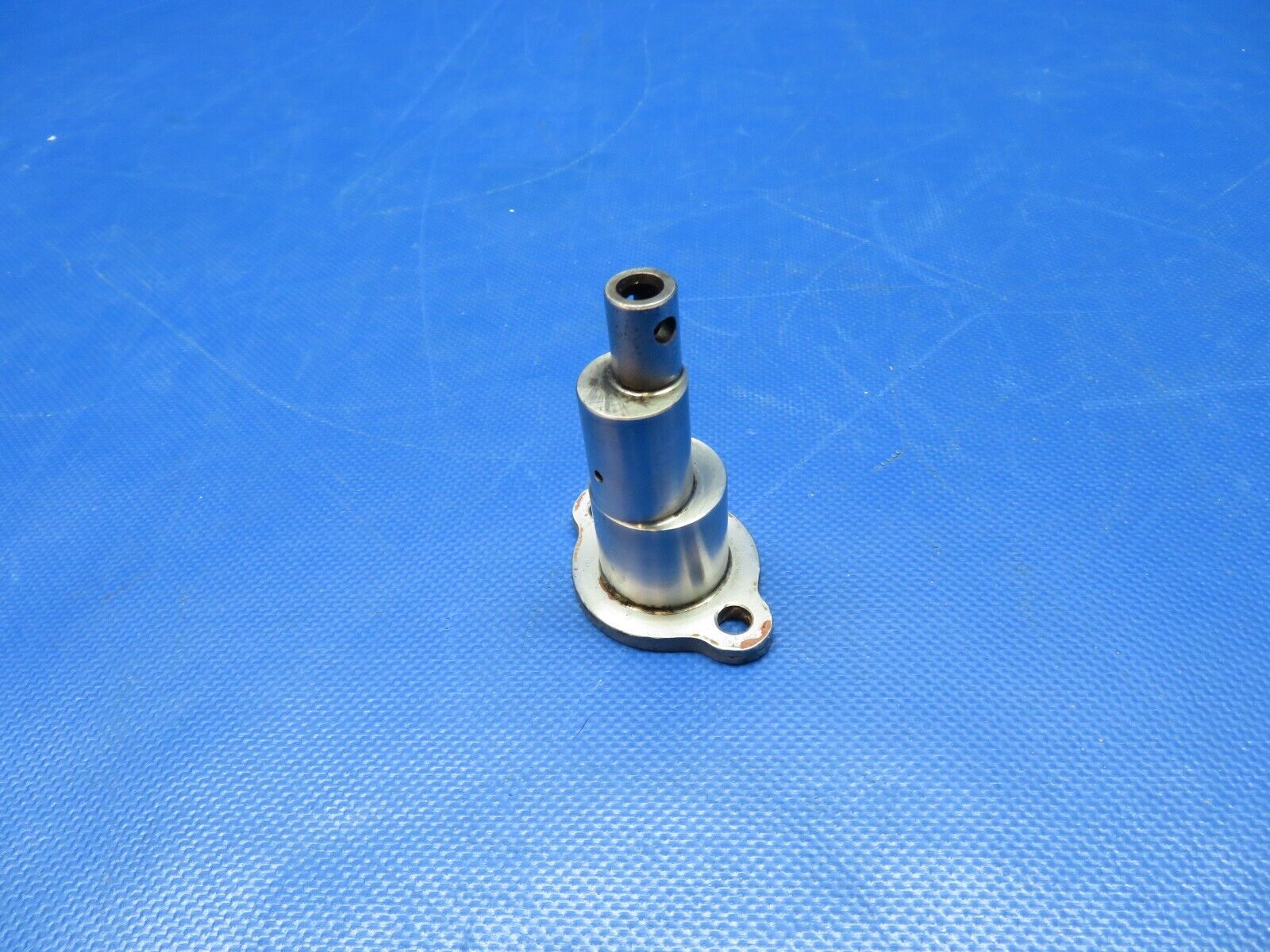 Continental IO-470-U Idle Gear Support Pin Assy P/N 534728 (0324-178)