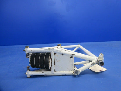 Mooney M20 / M20C Left Hand Main Gear Assembly P/N 520000-507 (1024-2078)