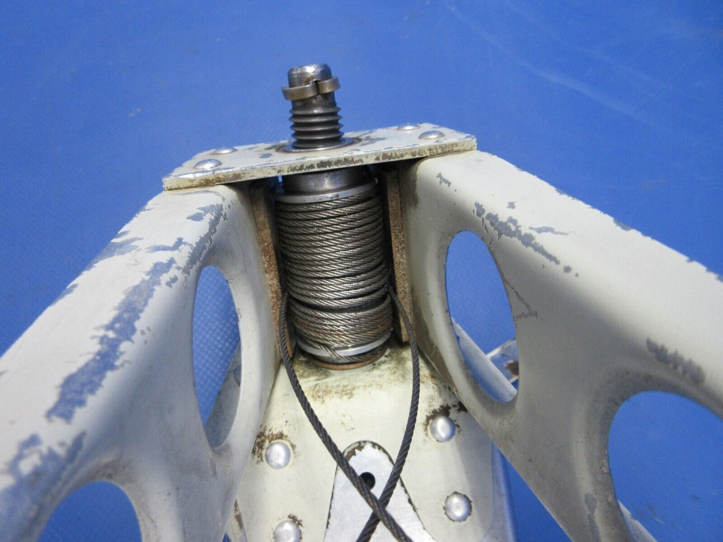 Piper PA-28-181 Archer Stabilator Trim Rib & Shaft Assy P/N 65246-00 (0624-2053)