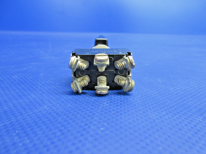Cessna 172 / 172M Flap Position Switch P/N MS25201-5 (0826-725)6