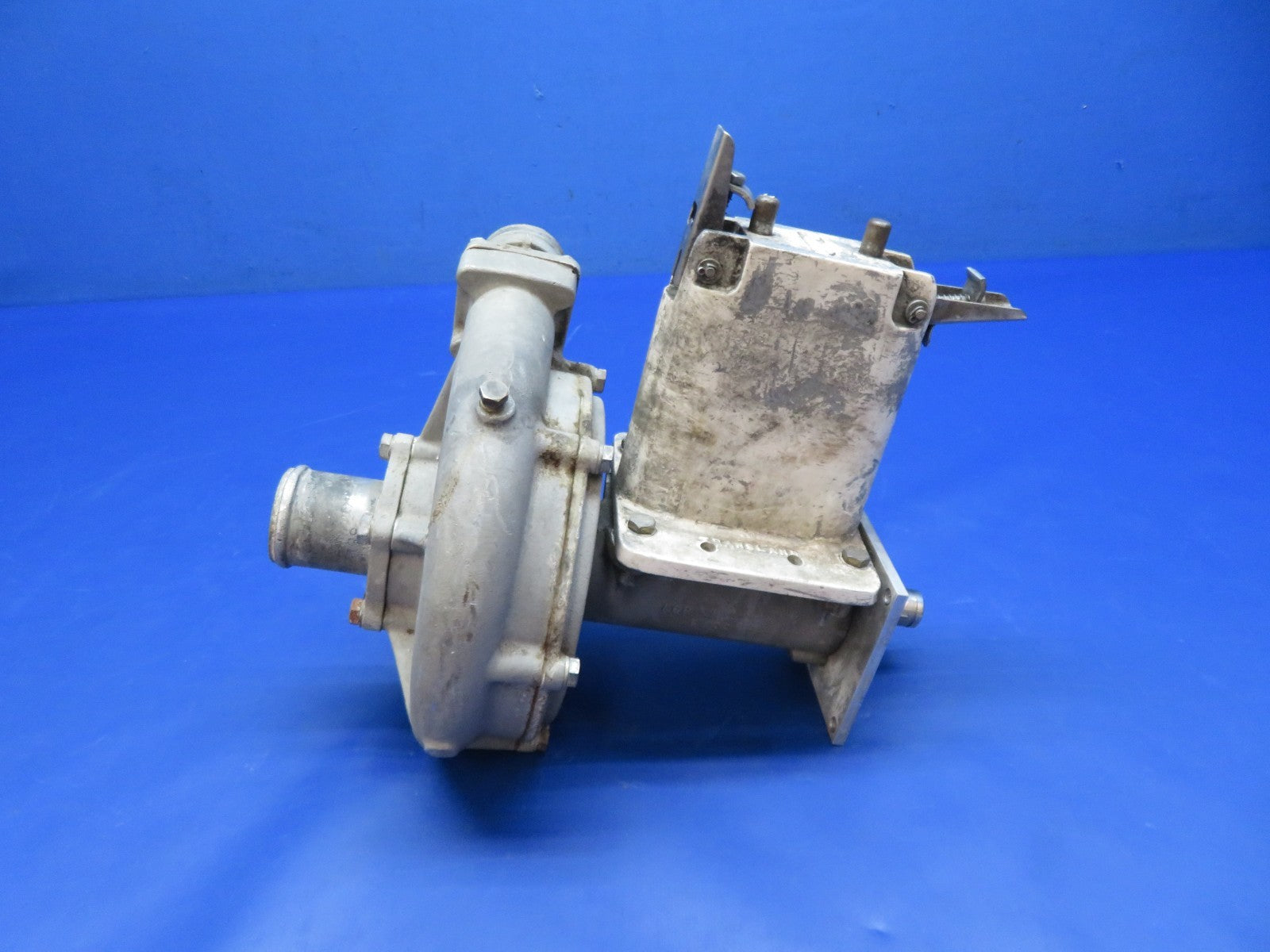 Air Tractor AT-301 Agrinautics 65200 Series Spray Pump & Pump Mount (0426-100)15