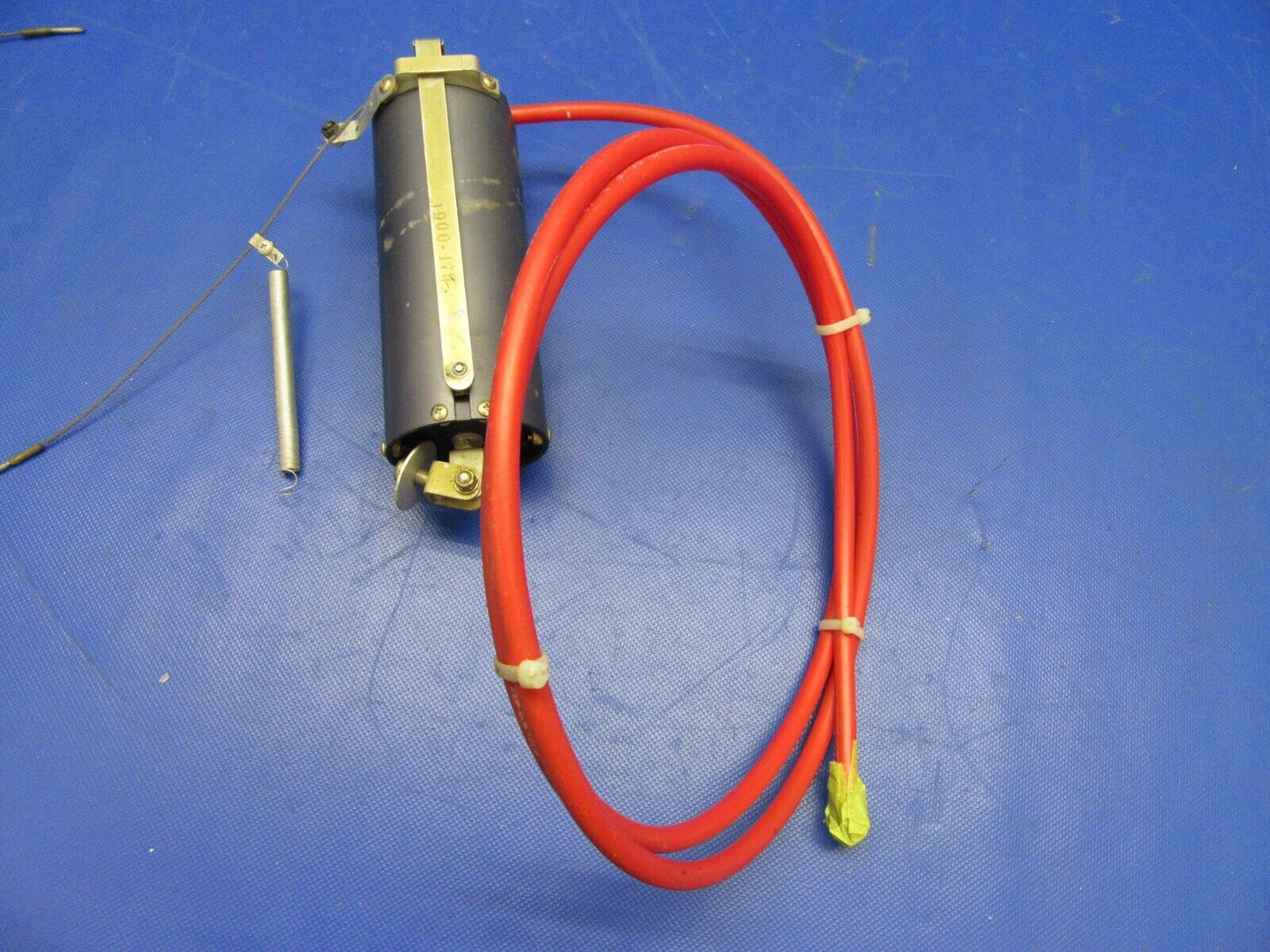 Brittain Industries Autopilot Servos P/N 1901-3-2, 1900-3-0 LOT OF 2 (1021-352)