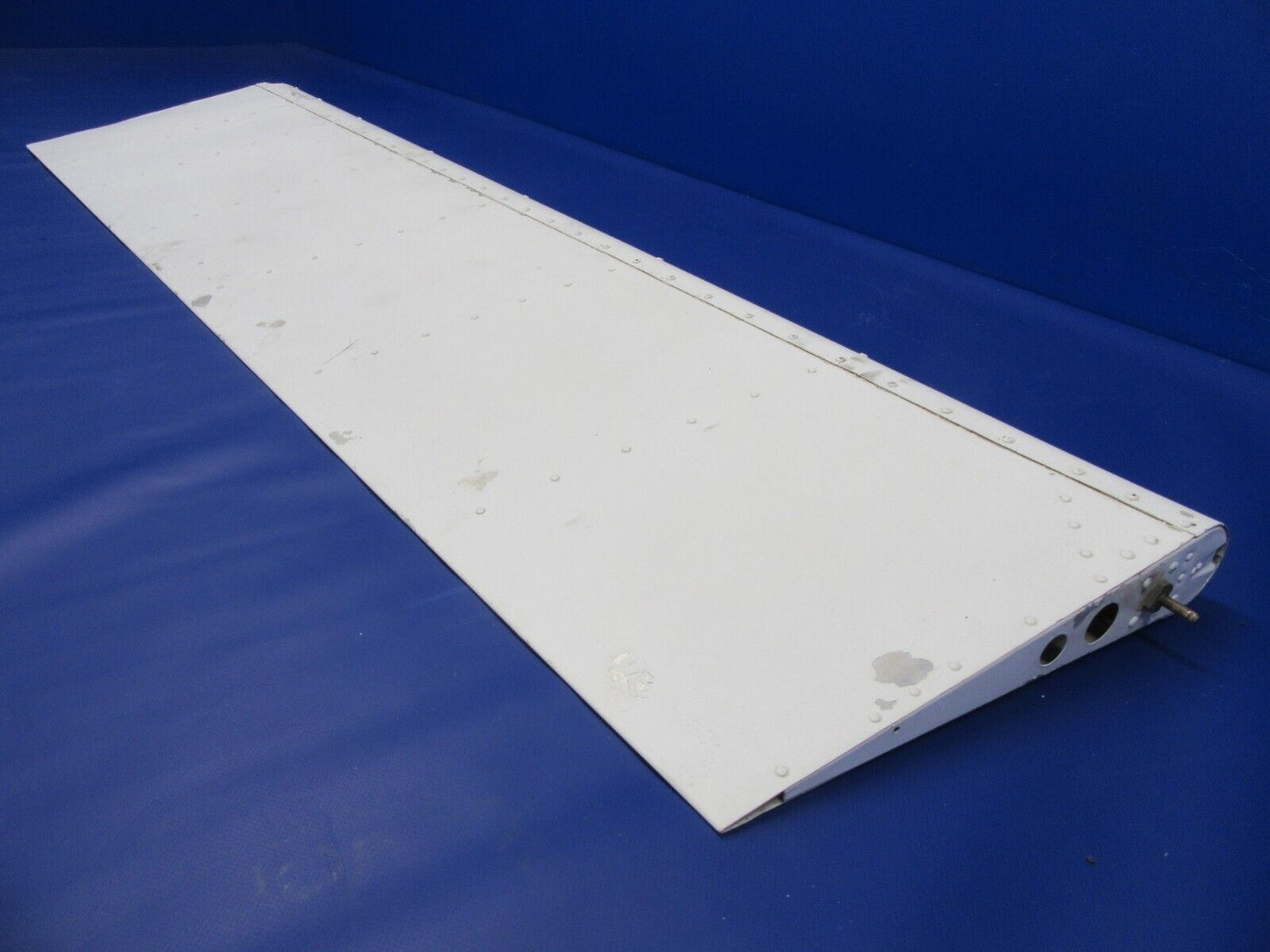 Cessna 310 / 310R RH Aileron P/N 5024000-2 (1124-02)